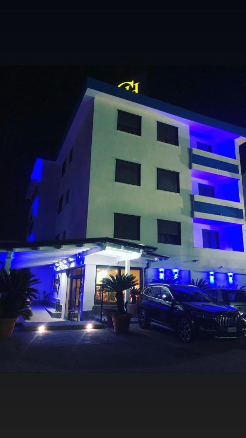 Hotel Clinton Casoria Εξωτερικό φωτογραφία