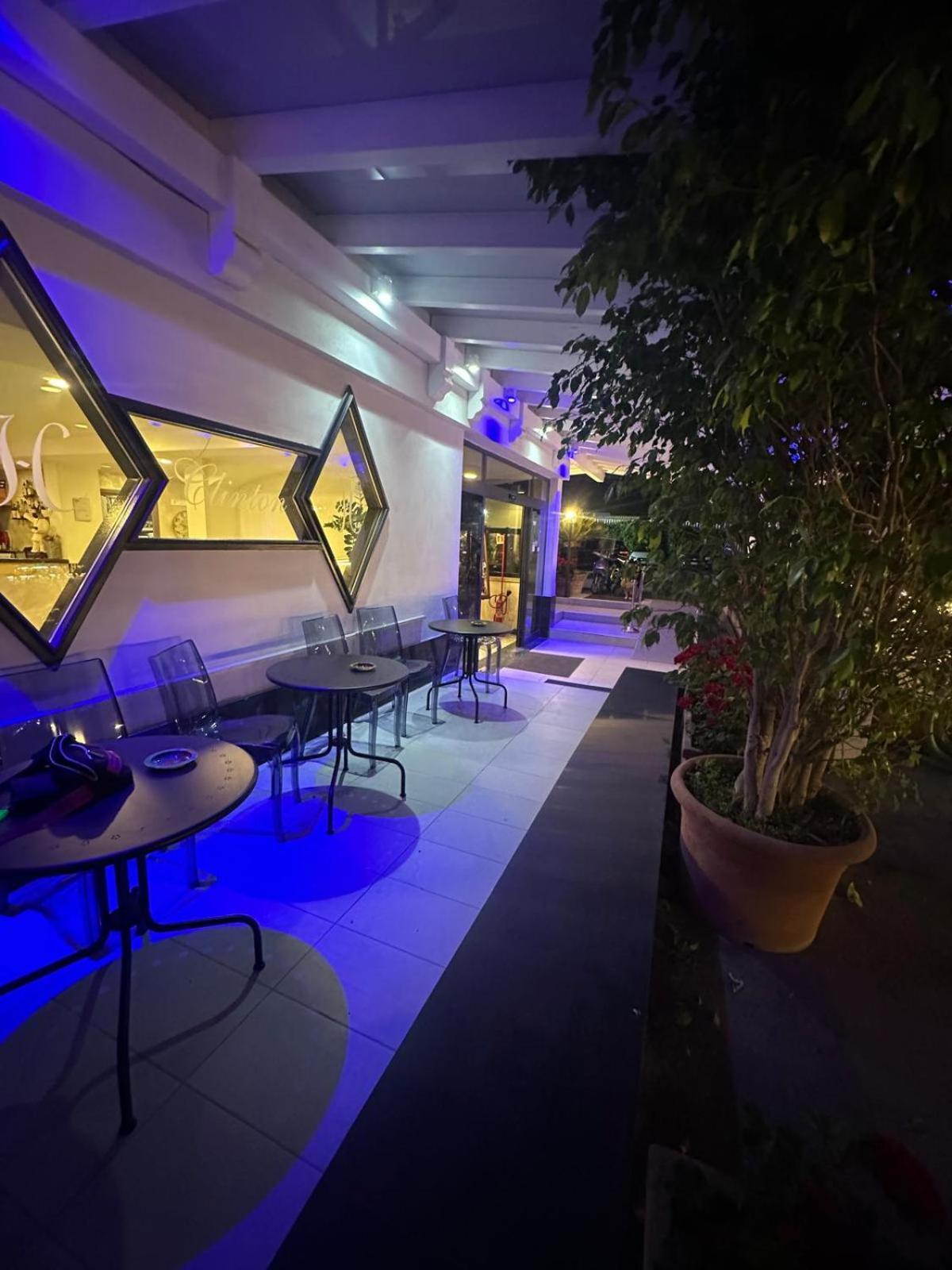 Hotel Clinton Casoria Εξωτερικό φωτογραφία