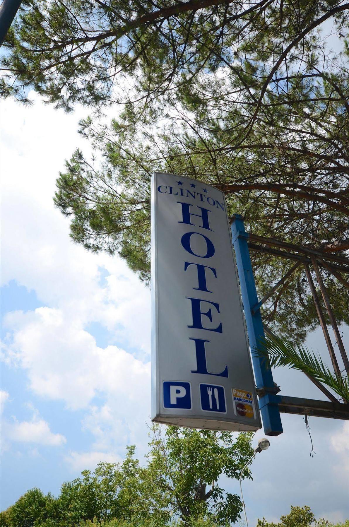 Hotel Clinton Casoria Εξωτερικό φωτογραφία