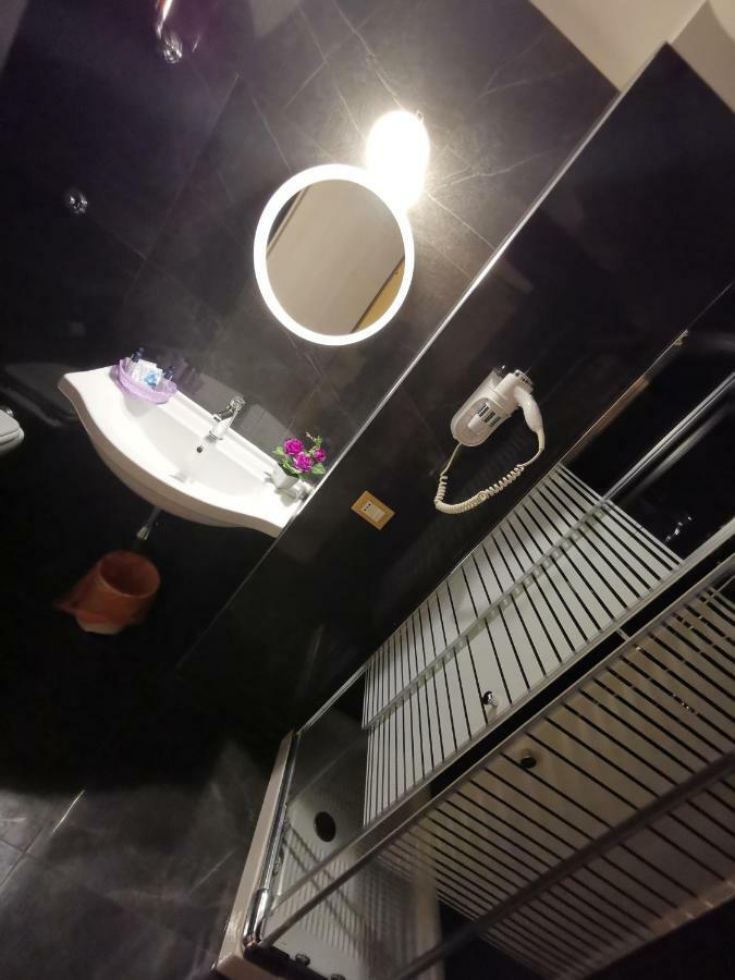 Hotel Clinton Casoria Εξωτερικό φωτογραφία